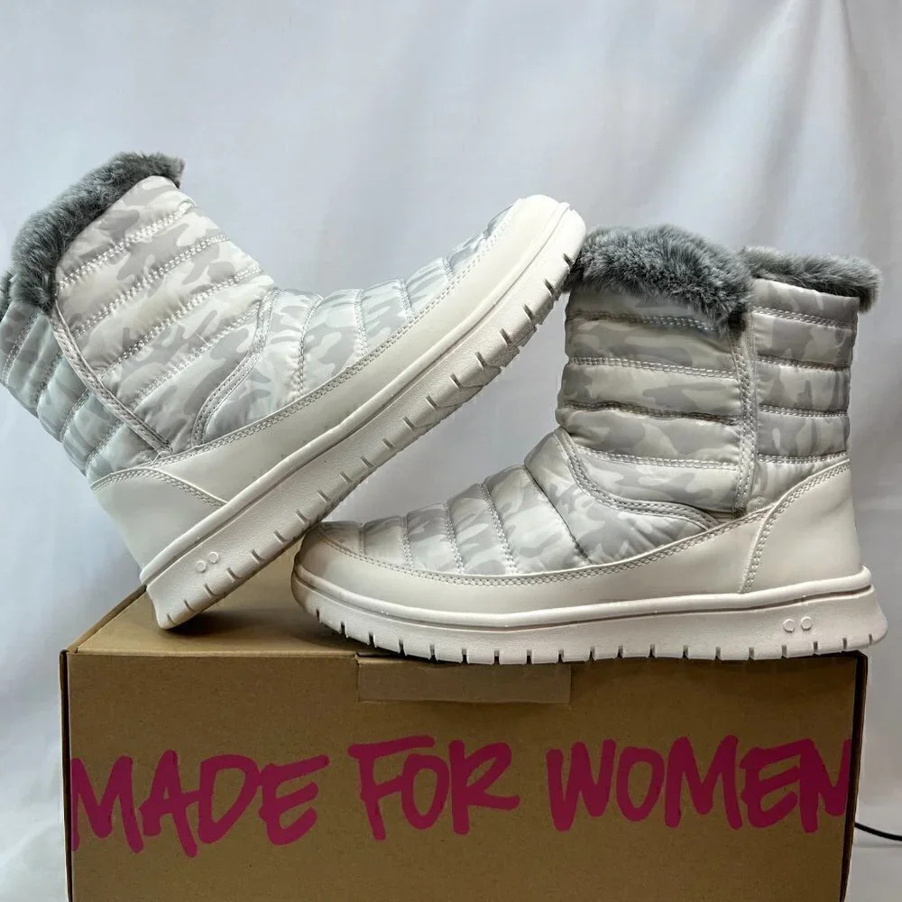Ryka Women's Camo White Suzy Snow Boots super light & water repellent - size 7